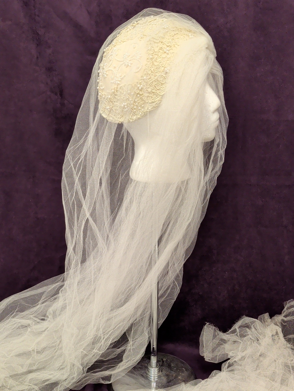 Vintage Priscilla of Boston Cream Lace Beaded Bridal Cap with Long Tulle Veil